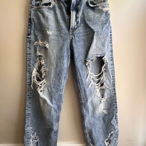 Zara Pepper Mom Relaxed Fit Jeans with Distressed Details